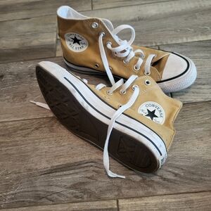 Converse High-Top Sneakers in Yellow and White